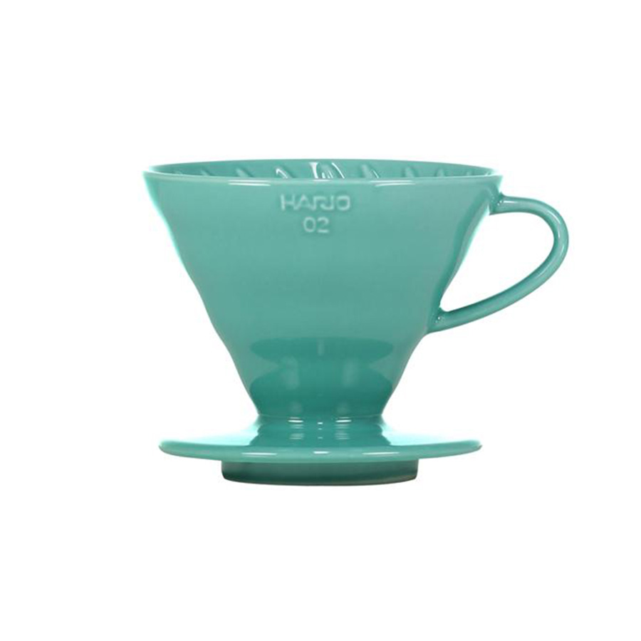 Hario-V60-Porcelain-Dripper-Turquoise-02-900px